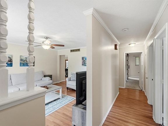 4th image of 2465 Trinity Dr