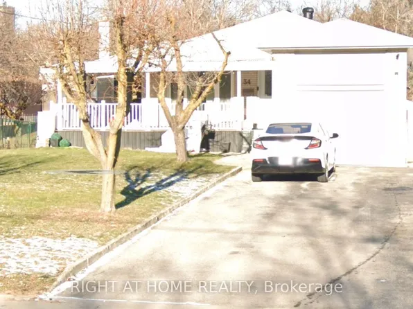 34 Connaught Ave, Toronto, ON M2M 1G6