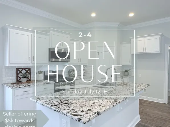 654 Beaumont Dr, Gonzales, LA 70737
