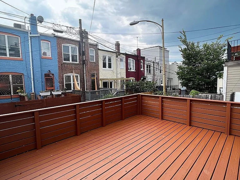 770 Columbia Rd NW — Photo 11