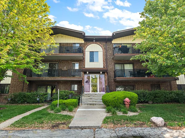 5235 James Ln #1202, Crestwood, IL 60418