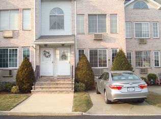 11A Yafa Ct, Staten Island, NY 10314