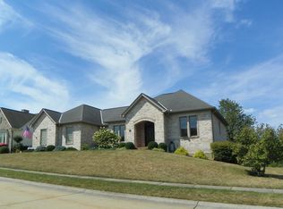 19 Andrew Cir, Cold Spring, KY 41076