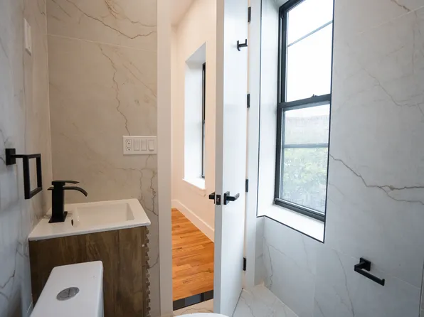 17-21 Menahan Street image 14 of 22