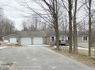 5384 Curtis Rd, Nashville, MI 49073