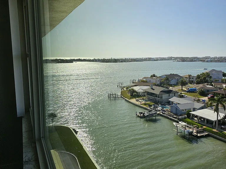4725 Cove Cir #1002 — Photo 12