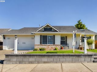 265 Thunderbird St, Molalla, OR 97038