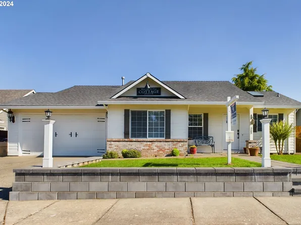 265 Thunderbird St, Molalla, OR 97038