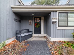 346 Heritage Vlg #A, Southbury, CT 06488