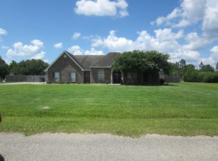 10 Laurel Grove Dr, Carriere, MS 39426