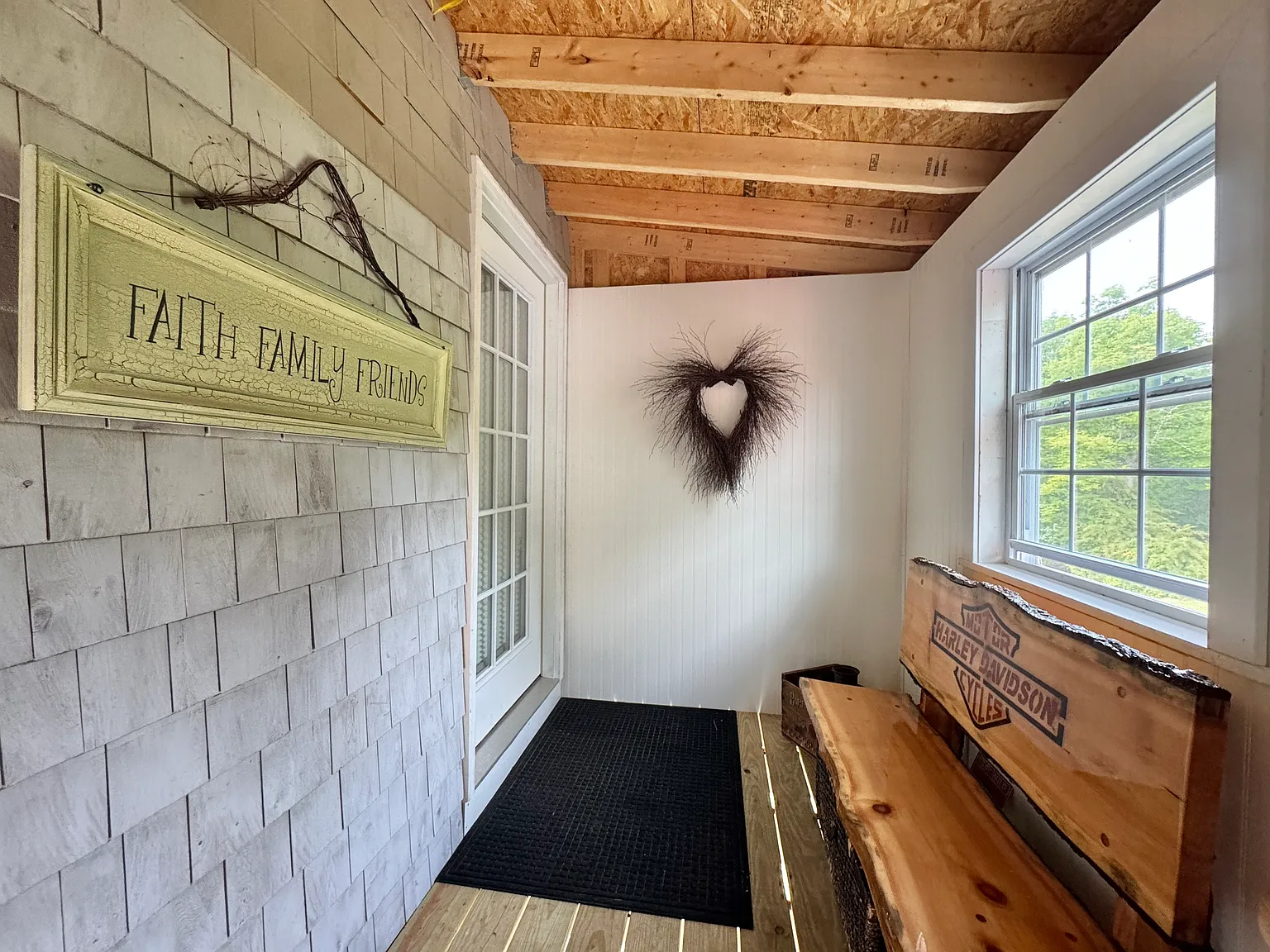 2 bed, $1,250 — Photo 3