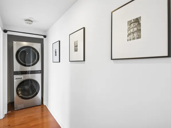 20 2nd Street image 23 of 43