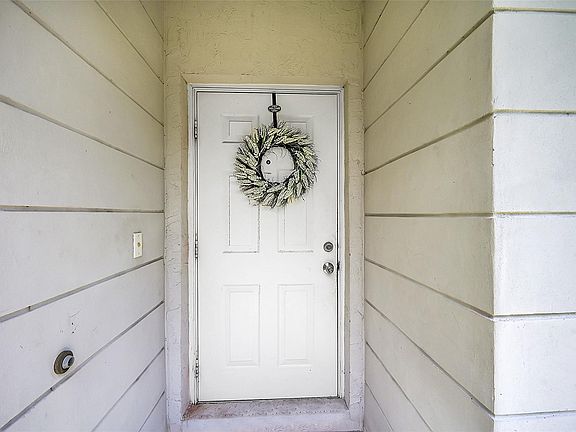 4th image of 11480 NW 45th Street #11480