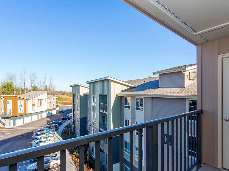 Grandview Apartments — Photo 16