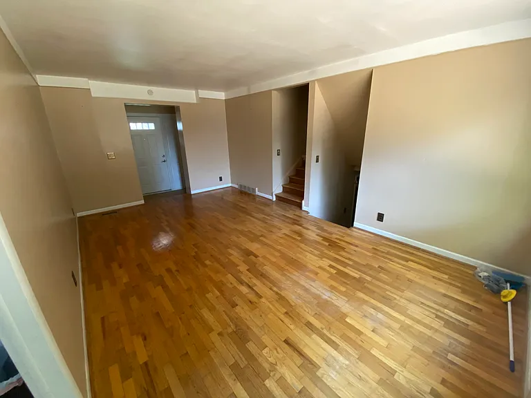 S Tuxedo Dr — Photo 2
