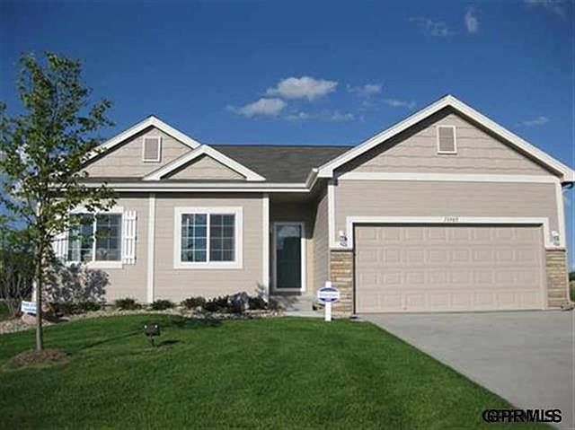 1st image of 8009 S 190th Ave