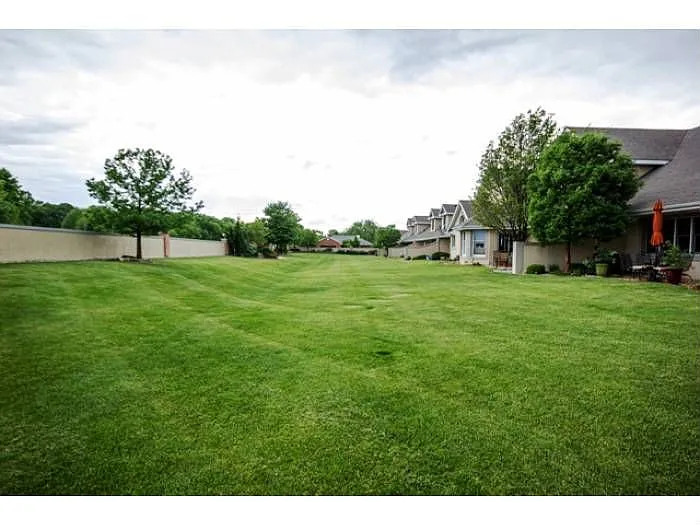 2911 Rutherford Dr photo 1