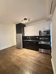 921 Saint Mark's Avenue