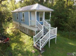 8321 Phillips Rd, Saint Amant, LA 70774