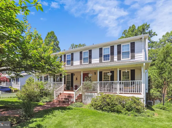 406 Talahi Rd SE, Vienna, VA 22180