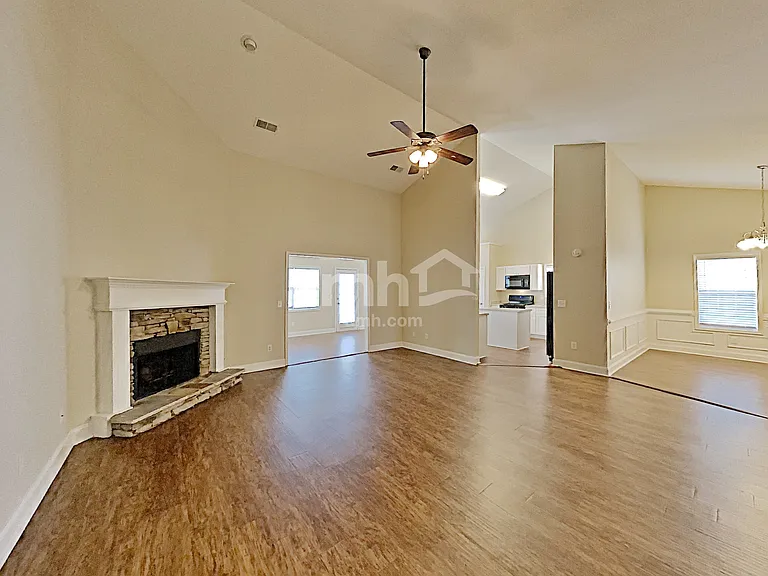 107 Oscar Ct — Photo 11