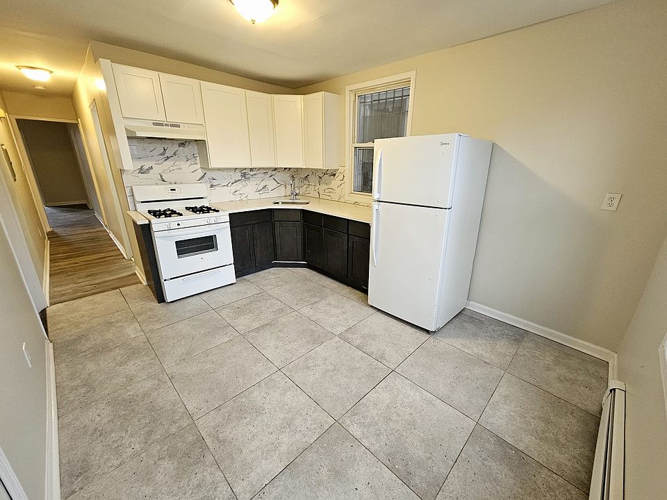 1st image of 426 S 17th St #1C