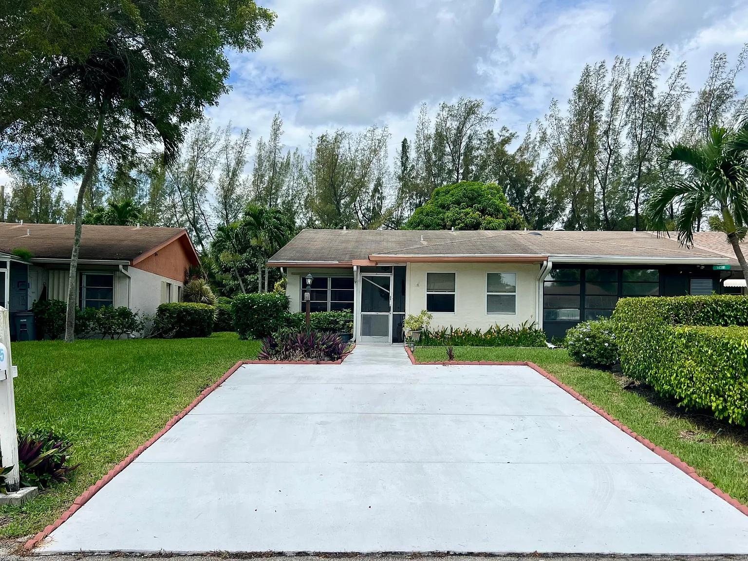 2 bed, 2.0 bath, 1296 sqft, $2,400 — Photo 2