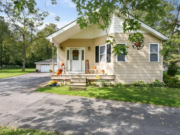 8106 Austin Ave, Schererville, IN 46375