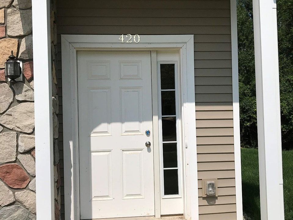 1st image of 420 Fieldstone Ct #36