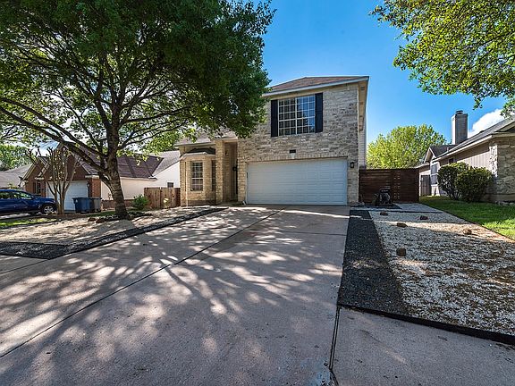 3rd image of 1209 Tetbury Ln
