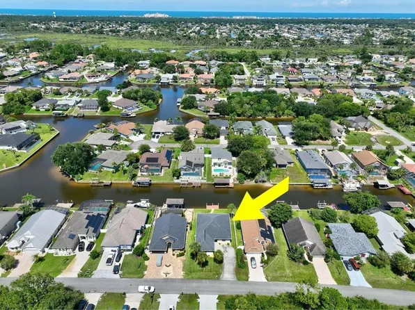 40 COLUMBIA LANE, PALM COAST, FL 32137