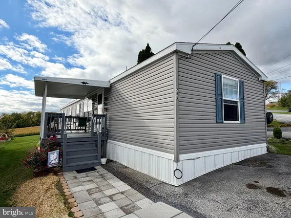 288 Pfautz Hill Rd, Stevens, PA 17578