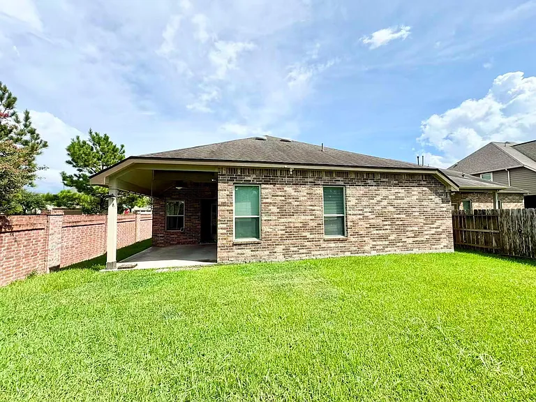 11015 Walts Run Ln — Photo 30
