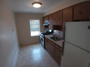 22-21 27th St #2, Astoria, NY 11105