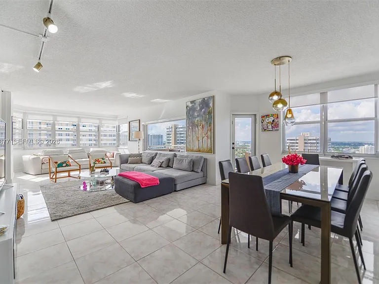 1950 S Ocean Dr #19E — Photo 6