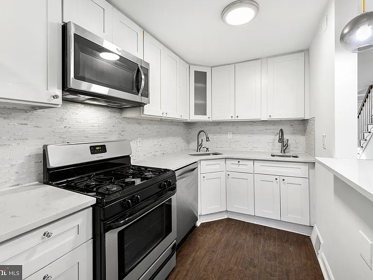 1451 W End Dr — Photo 12
