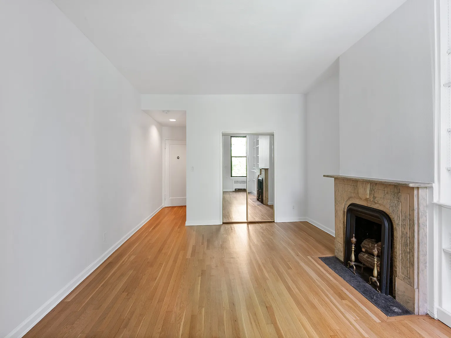 421 East 78th Street — Photo 3