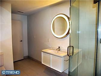 5th image of 122 New St APT 3C