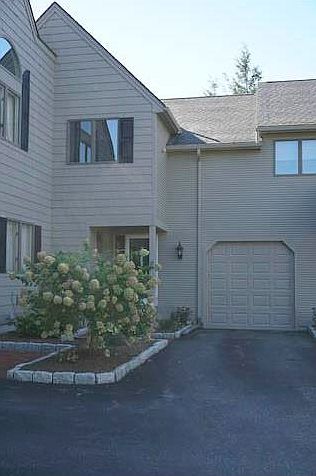1st image of 235 Morgan Ave APT 10