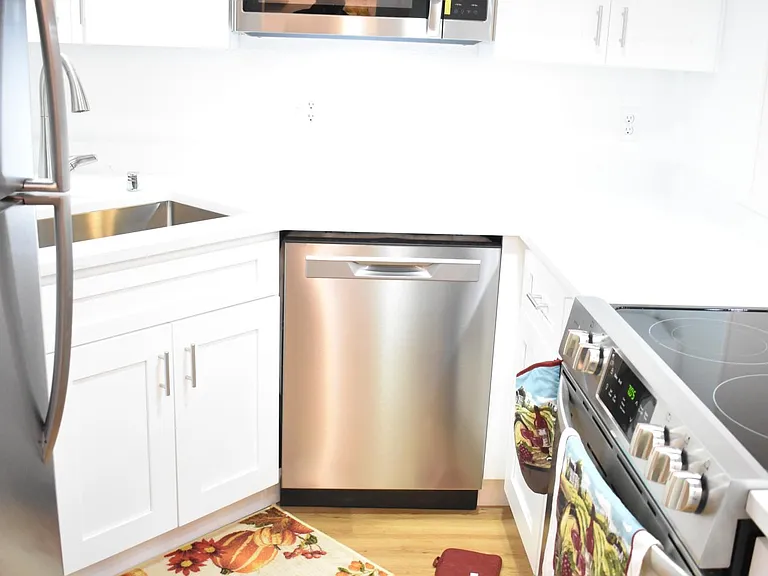 7378 W Lake Sammamish Pkwy NE #2-204 — Photo 6