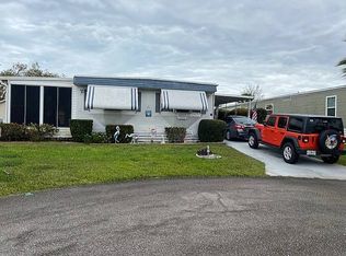14 Islandia Ln, Port St Lucie, FL 34952