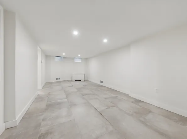 282 Convent Avenue image 10 of 13