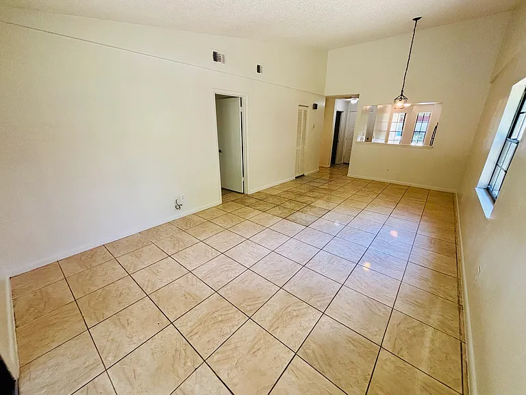 4193 New Haven Ct — Photo 16