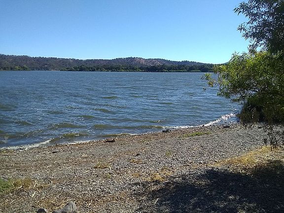 Clearlake Oaks Beaches are nearby