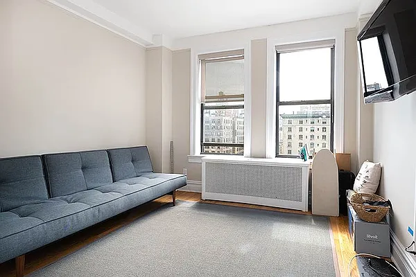 Rented by Rita S Citrin, LREB | media 24