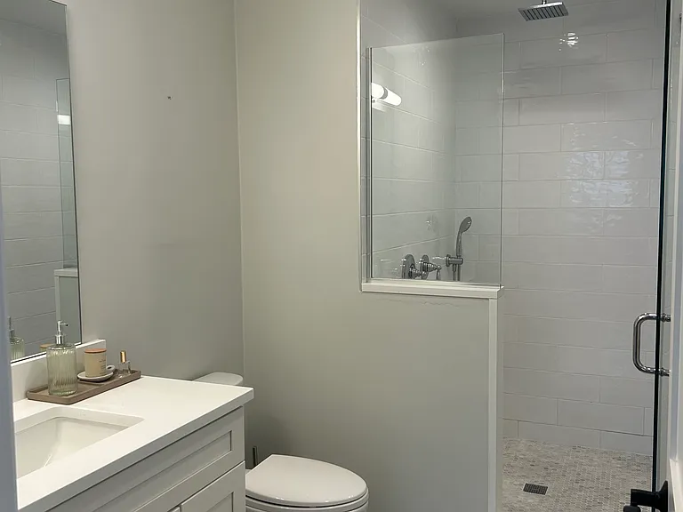 35 Chestnut St #2 — Photo 11