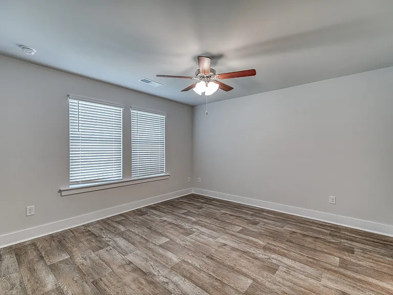 109 S Grassland Rd — Photo 9