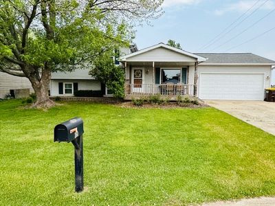 361 E Kirke Gate, Lee, IL, 60530