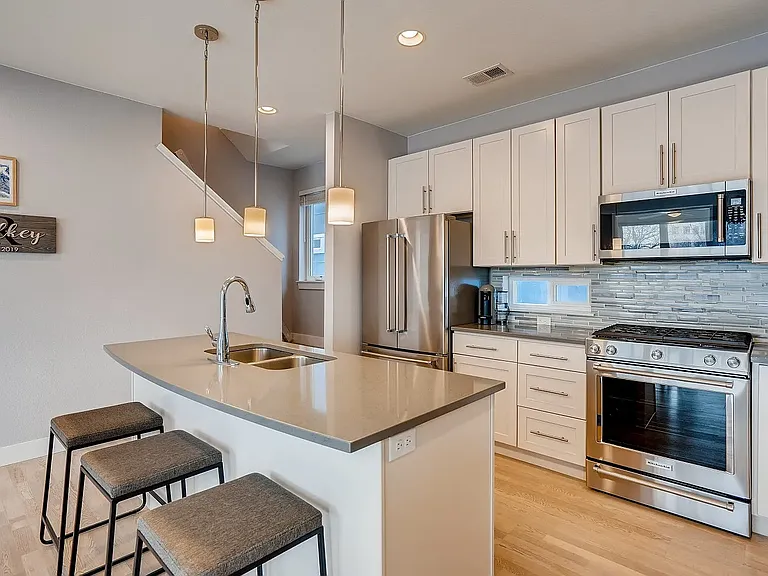2326 N Clay St #3 — Photo 6