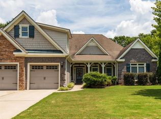 1604 Fredricksberg Dr, Loganville, GA 30052